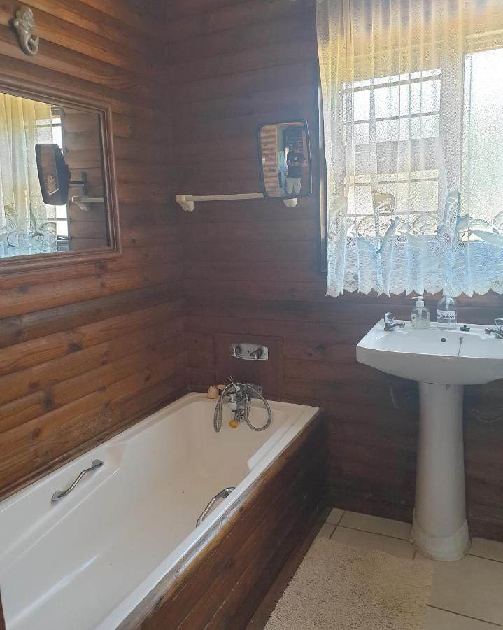 אמנזימטוטי Deep Blue Guest House מראה חיצוני תמונה